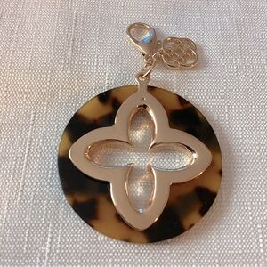 Round Tortoise Shell Keychain